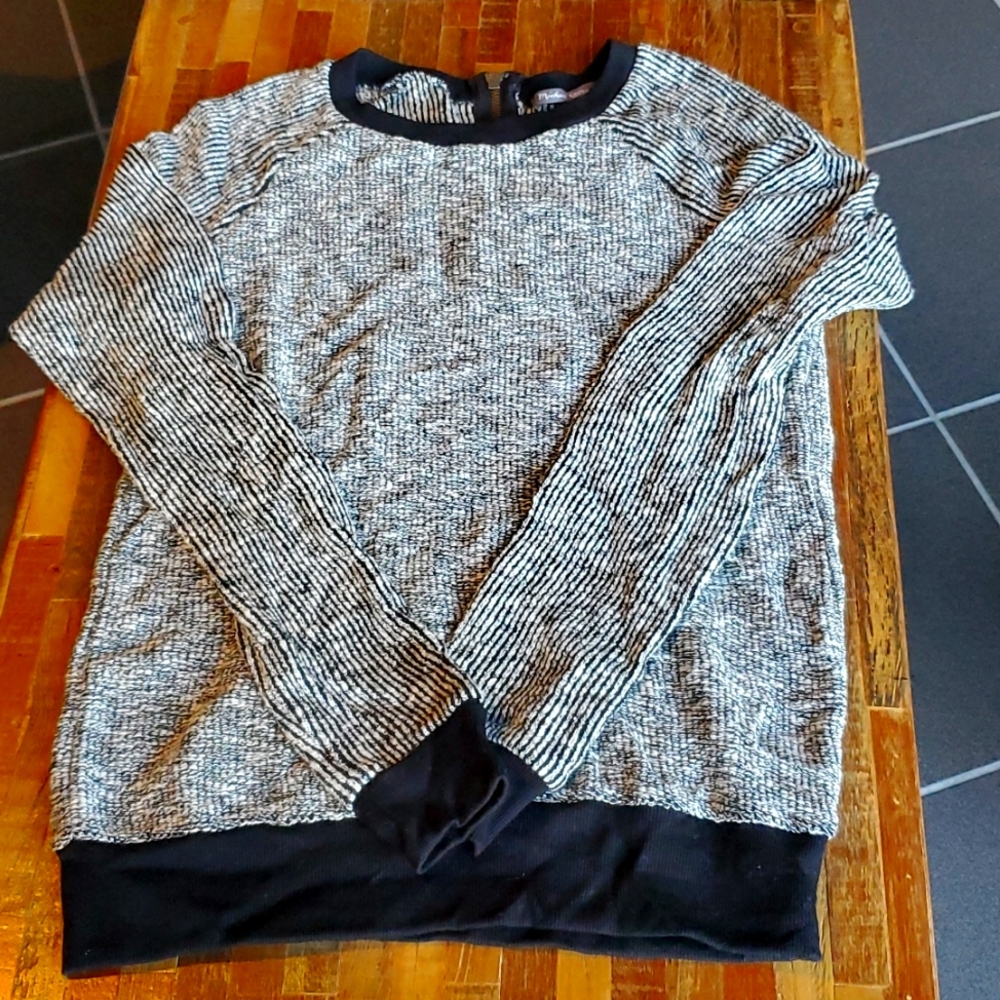 NWT Michael Stars Tweed Sweatshirt with Back Zipper. Size Small.